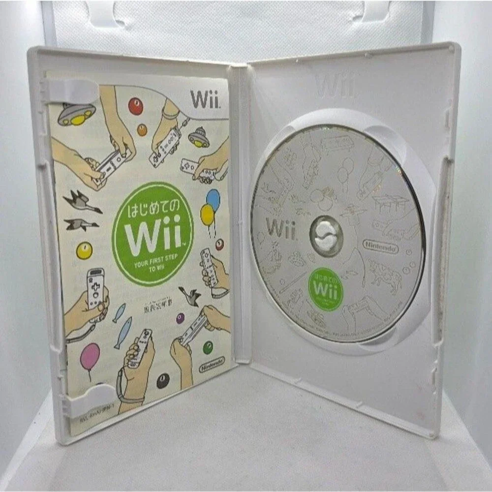 Lot of 2 Hajimete no Wii & Jikkyou Powerful Pro Yakyuu Wii (Wii, 2007)